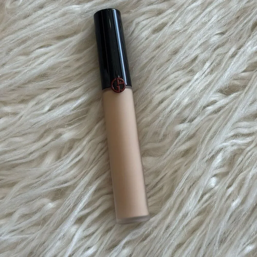 Giorgio Armani Beauty Power Fabric Concealer 4